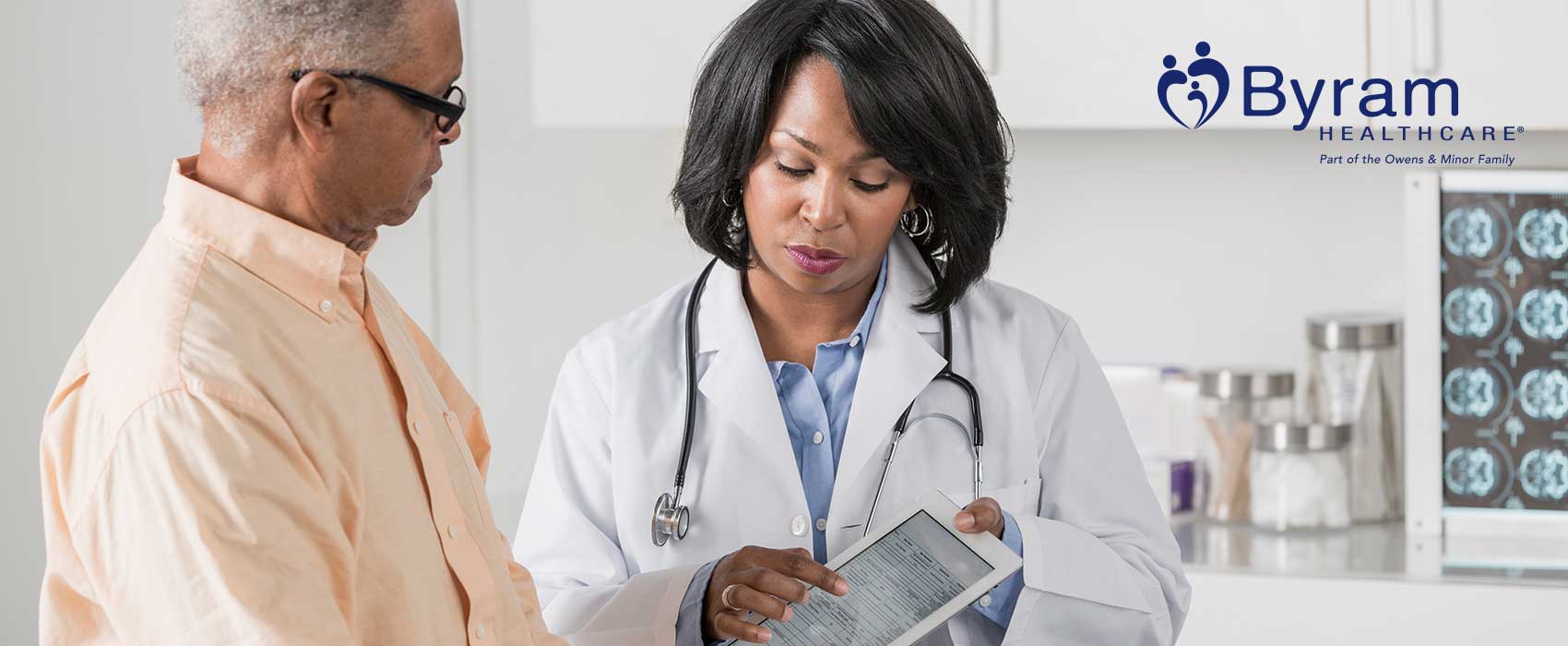 Doctor talking to her diabetes patient.